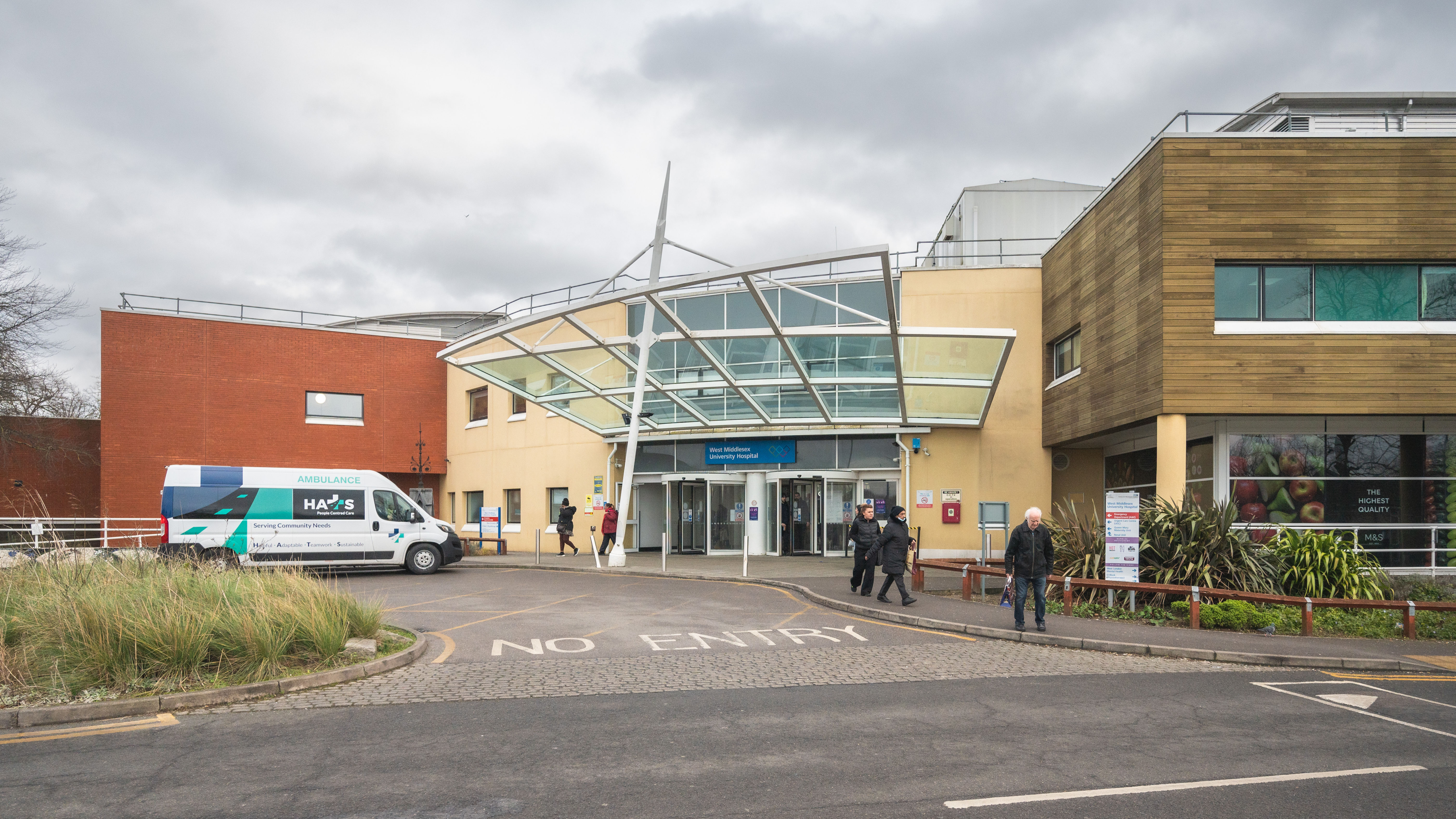 West Middlesex lift refurbishment (Apr–Oct 2025)